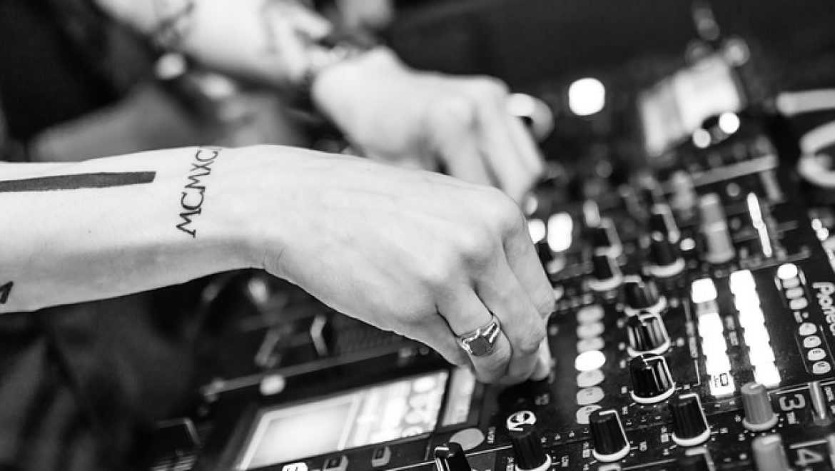 איך בוחרים מועדונים לבת מצווה